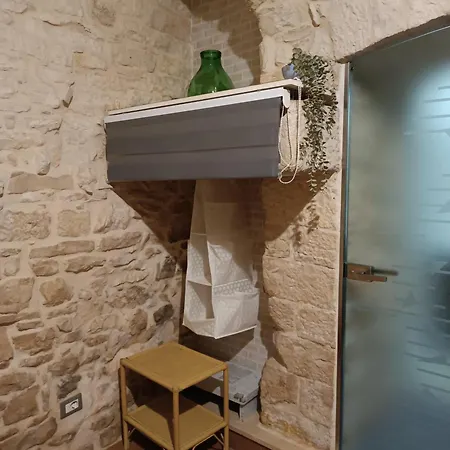 Unique White Stone Giovinazzo