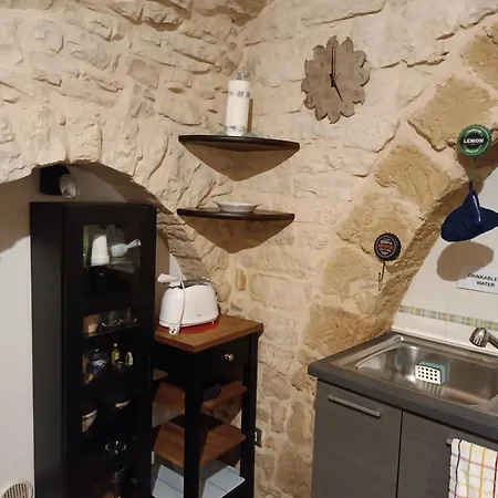 Apartamento Unique White Stone