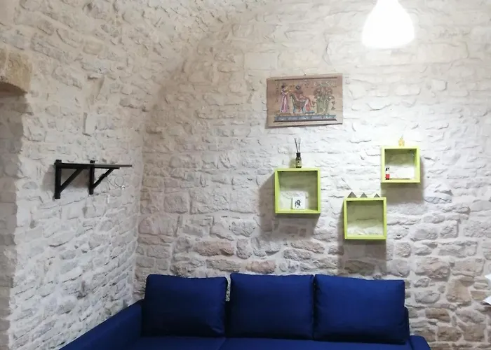 Unique White Stone 아파트