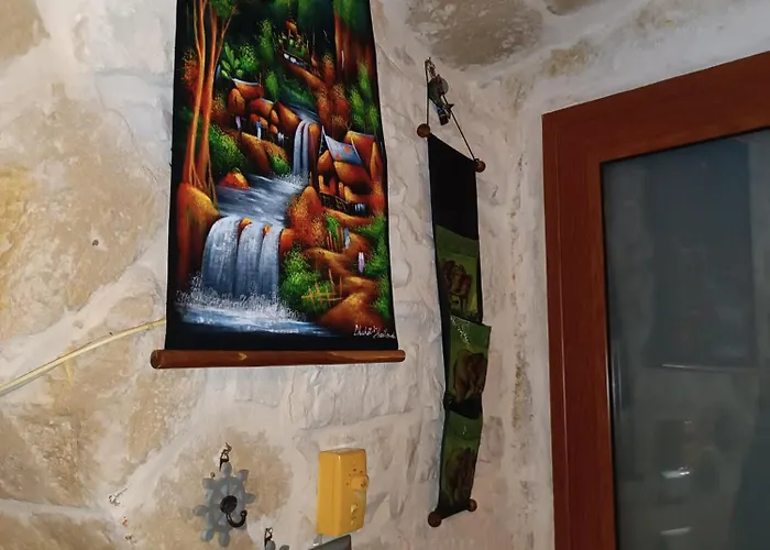 Unique White Stone 아파트