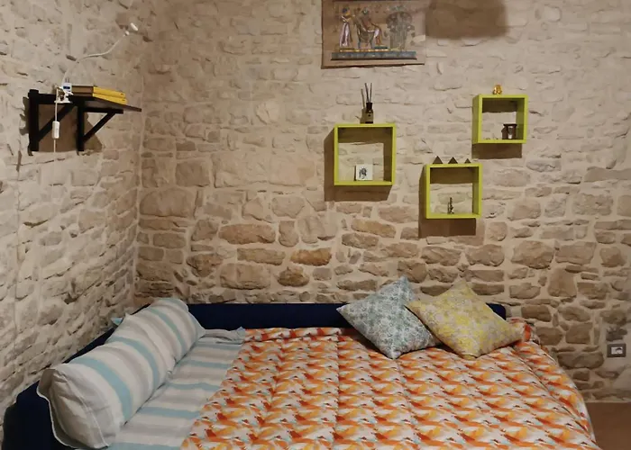 公寓 Unique White Stone *