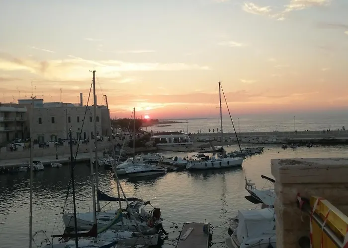 Unique White Stone 지오비나조